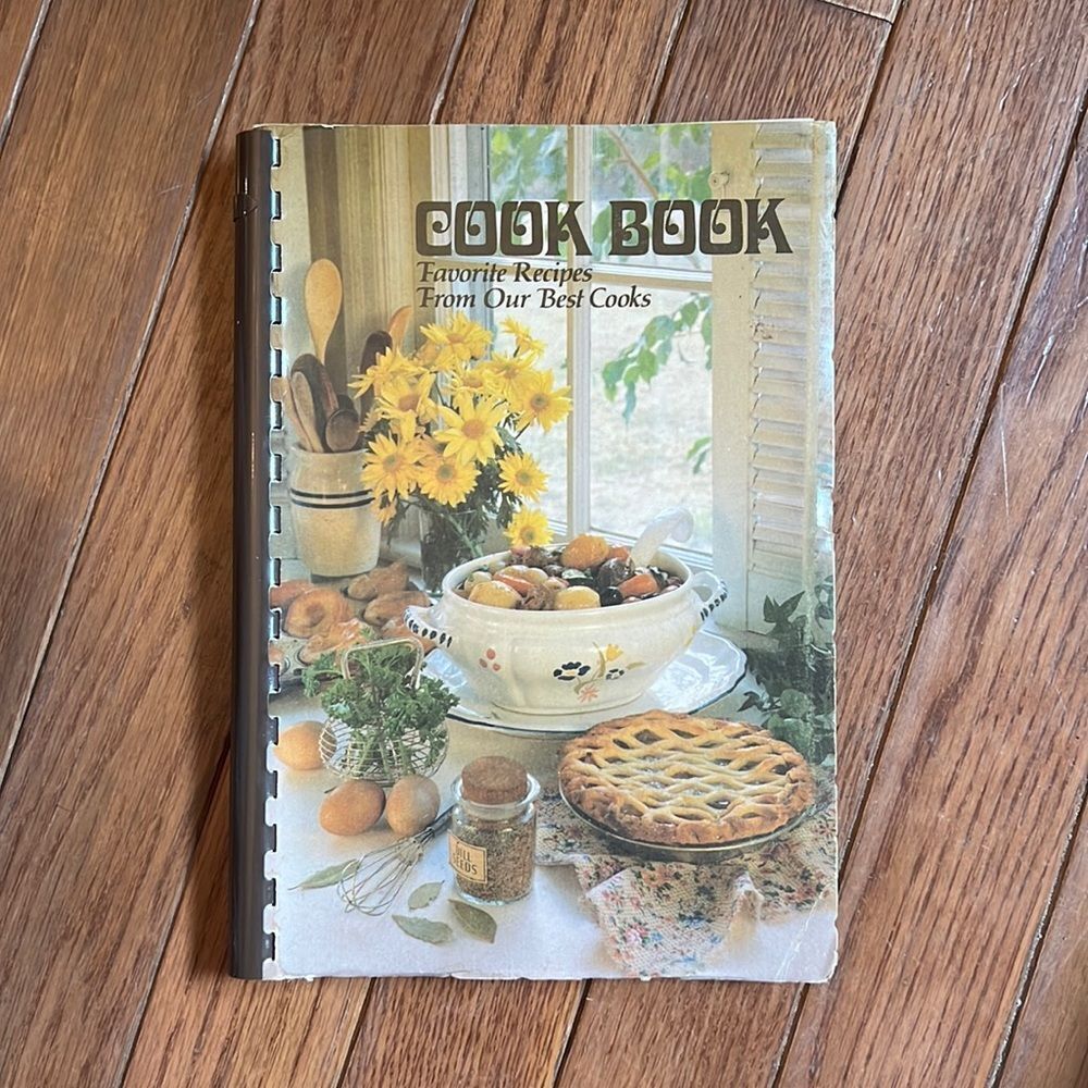 Vintage 1986 Women's Auxiliary of Airport Free Will Baptist Church Cookbook